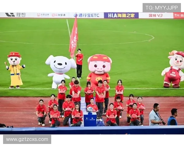 苏超余温未散,“镇十三爷” 整活镇超:剑指明年冠军? 苏超余温未散,“镇十三爷” 整活镇超:剑指明年冠军?